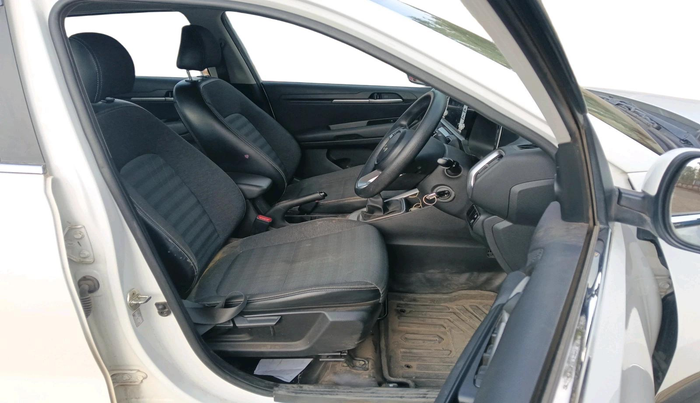 2022 KIA SONET HTK PLUS 1.2, Petrol, Manual, 30,597 km, interior