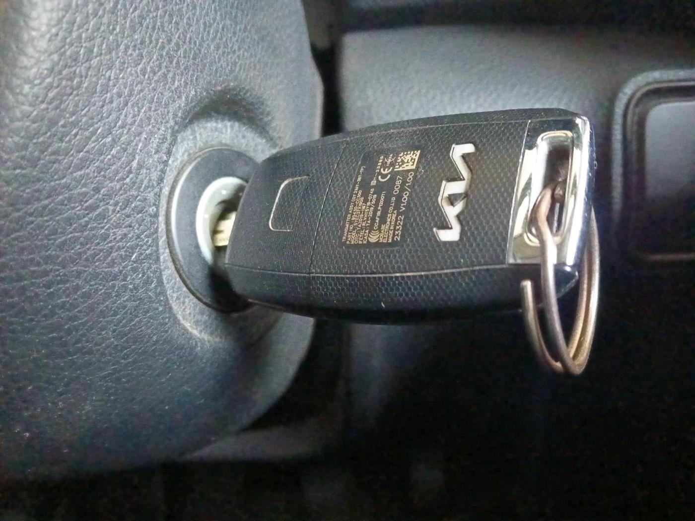 2022 KIA SONET HTK PLUS 1.2, Petrol, Manual, 30,597 km, interior