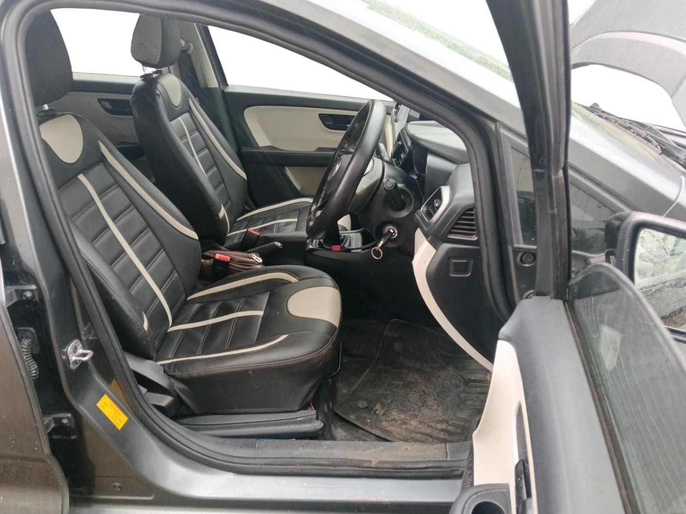 2021 Tata ALTROZ XE PETROL, Petrol, Manual, 52,307 km, interior