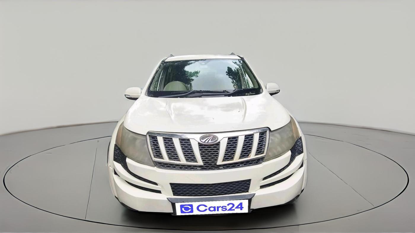 2012 Mahindra XUV500 W8, Diesel, Manual, 2,24,892 km, exterior