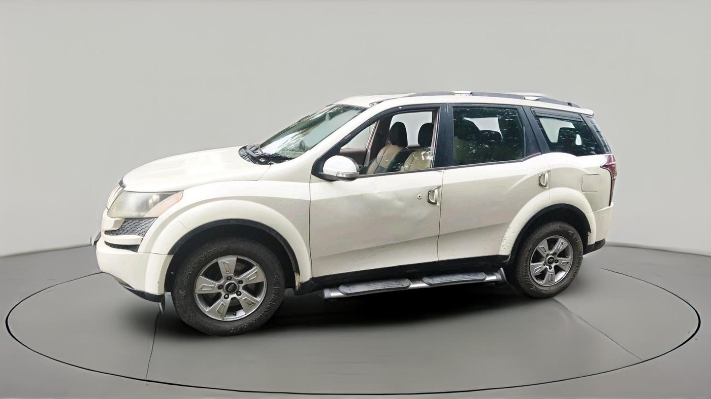 2012 Mahindra XUV500 W8, Diesel, Manual, 2,24,892 km, exterior