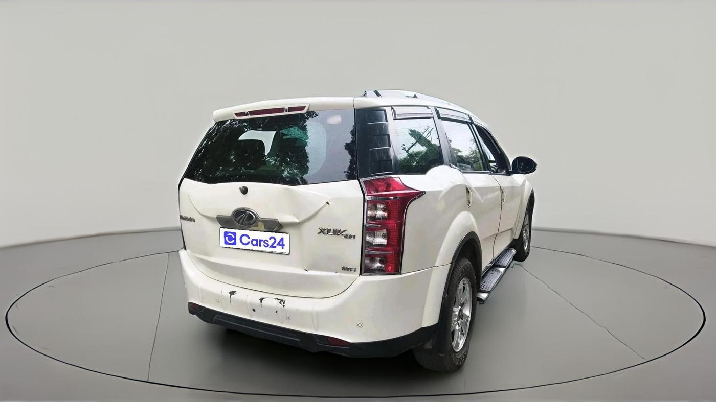 2012 Mahindra XUV500 W8, Diesel, Manual, 2,24,892 km, exterior