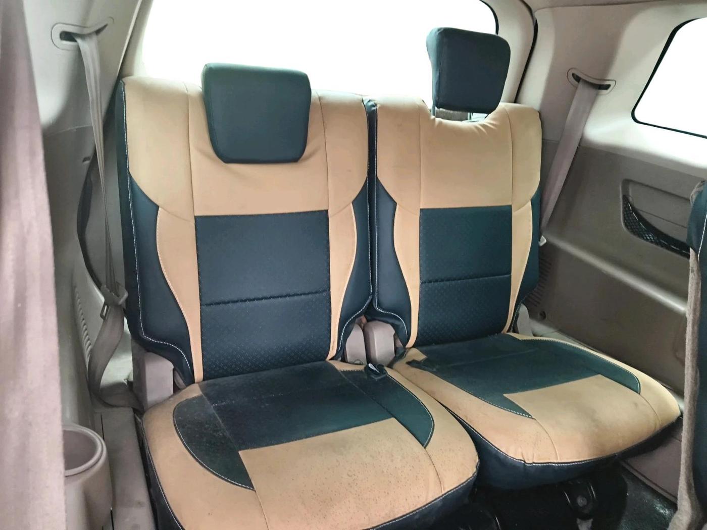 2012 Mahindra XUV500 W8, Diesel, Manual, 2,24,892 km, interior