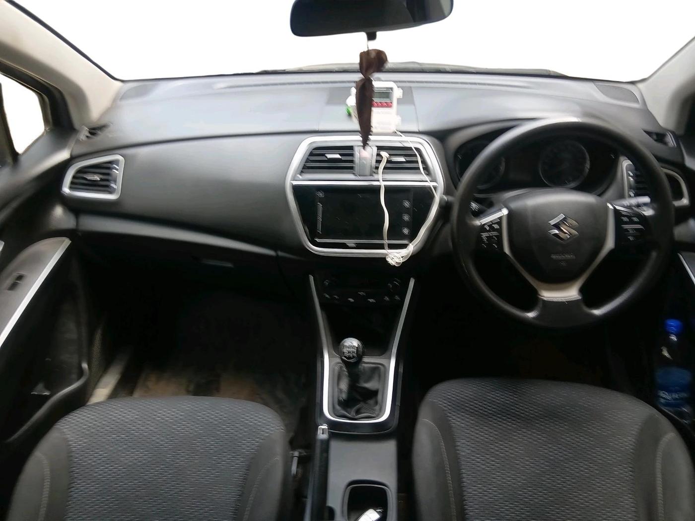 2017 Maruti S Cross ZETA 1.3, Diesel, Manual, 91,677 km, interior
