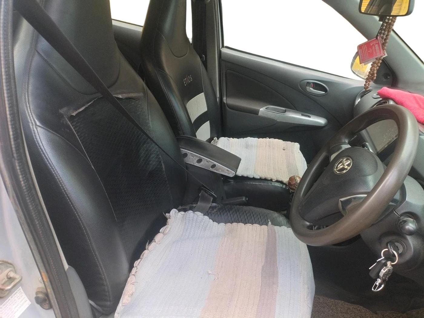 2012 Toyota Etios GD, Diesel, Manual, 4,73,880 km, interior