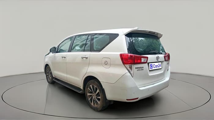 2022 Toyota Innova Crysta 2.4 ZX AT 7 STR, Diesel, Automatic, 53,234 km, exterior
