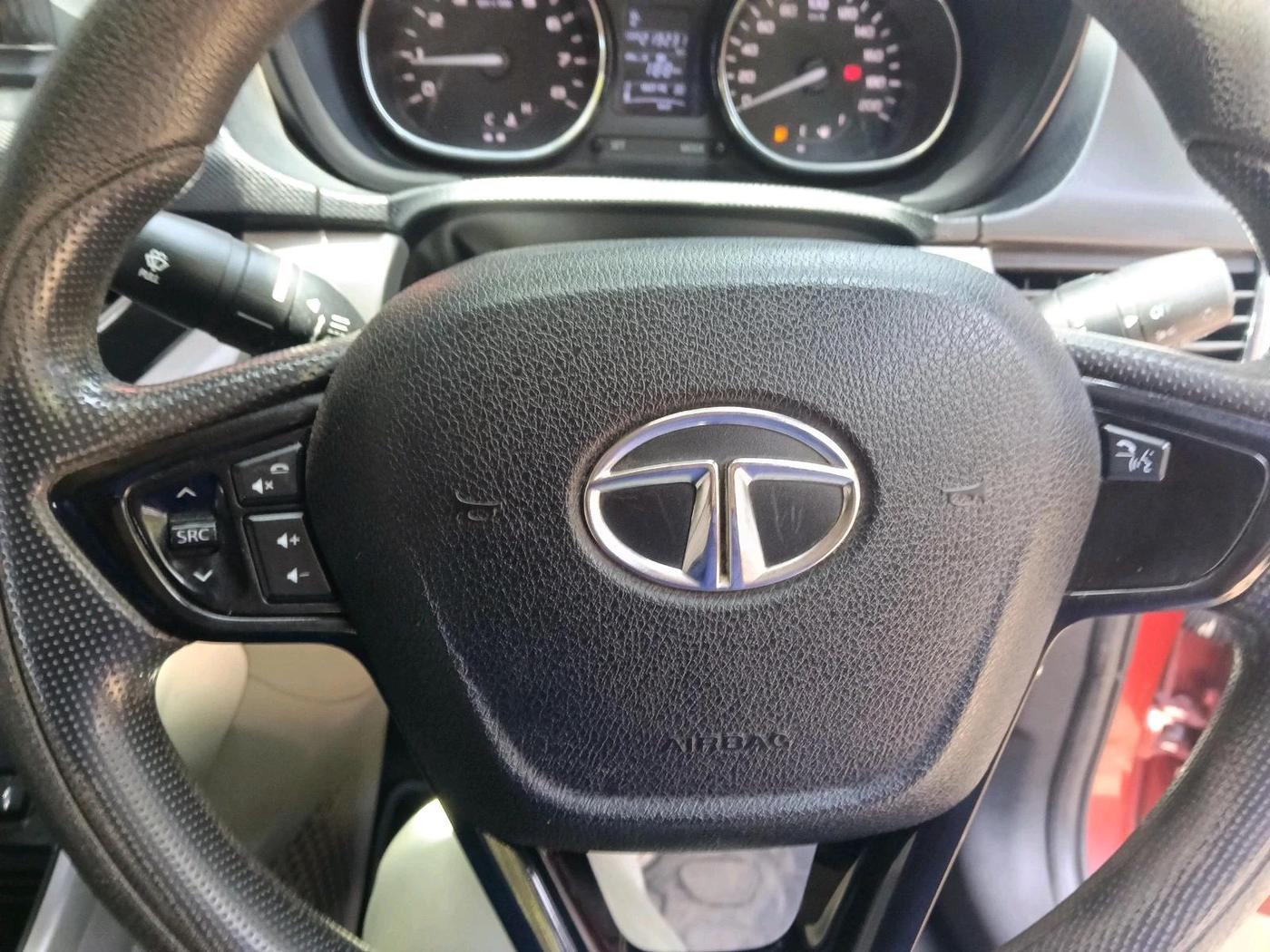 2018 Tata NEXON XZ DIESEL, Diesel, Manual, 2,19,231 km, interior