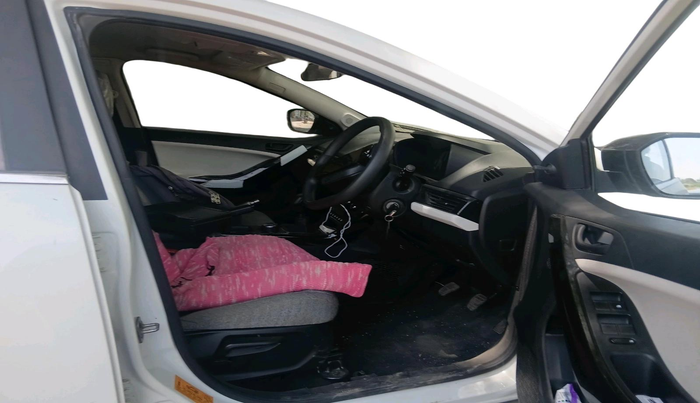 2025 Tata Curvv Smart 1.5 Diesel 6MT, Diesel, Manual, 22,414 km, interior