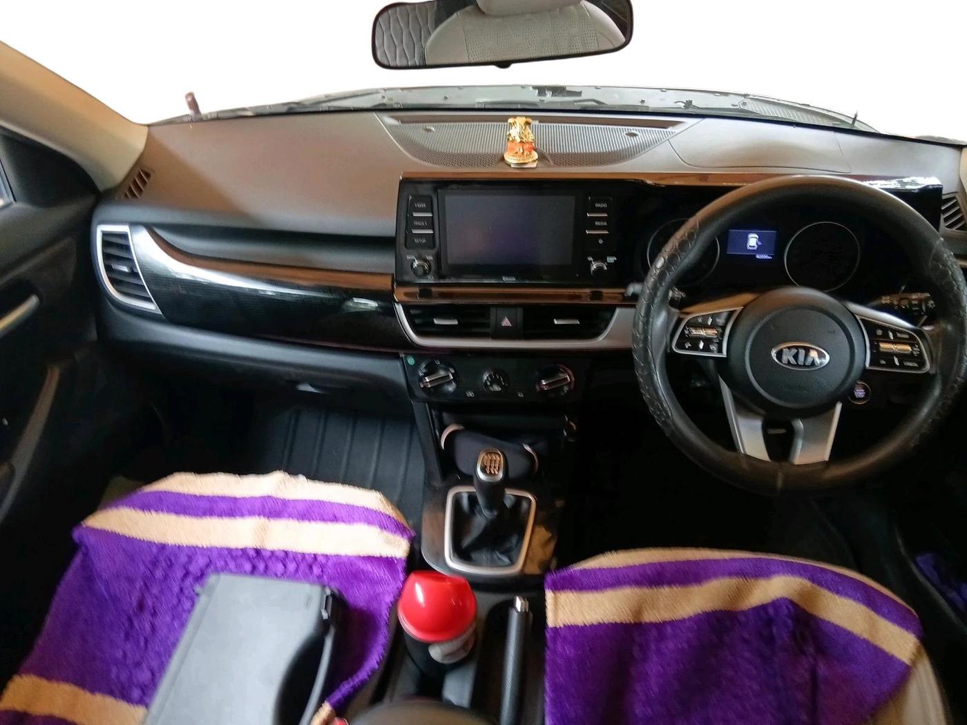 2020 KIA SELTOS HTK PLUS 1.5, Petrol, Manual, 40,336 km, interior