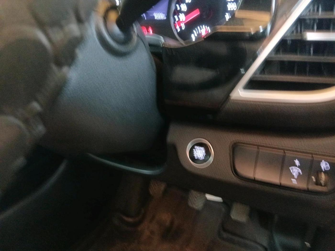 2020 KIA SELTOS HTK PLUS 1.5, Petrol, Manual, 40,336 km, interior