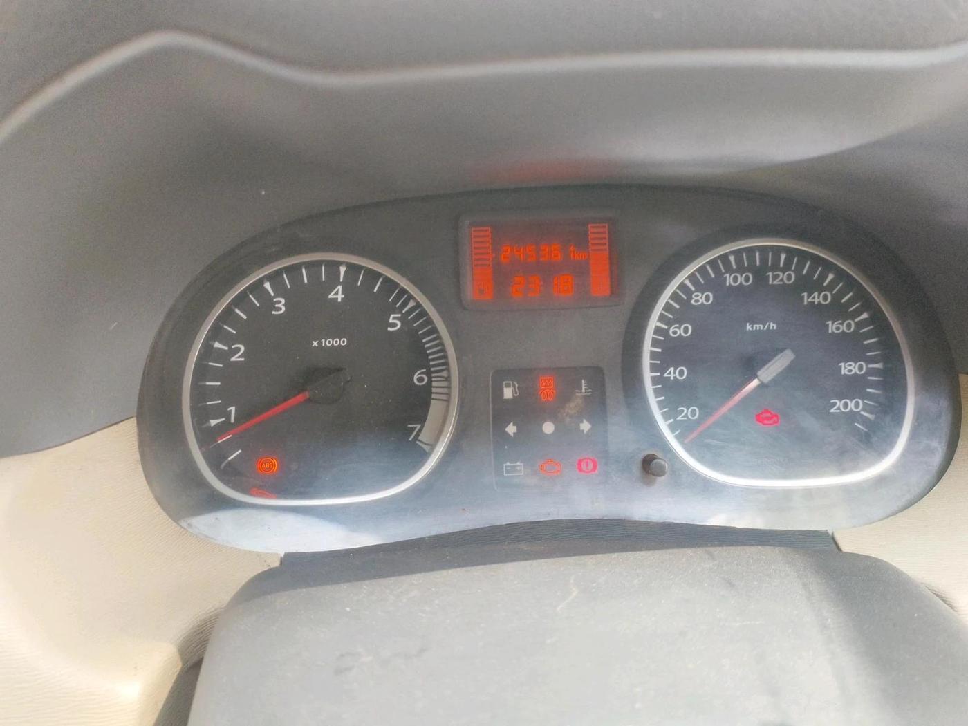 2014 Renault Duster 110 PS RXL DIESEL, Diesel, Manual, 2,45,361 km, interior