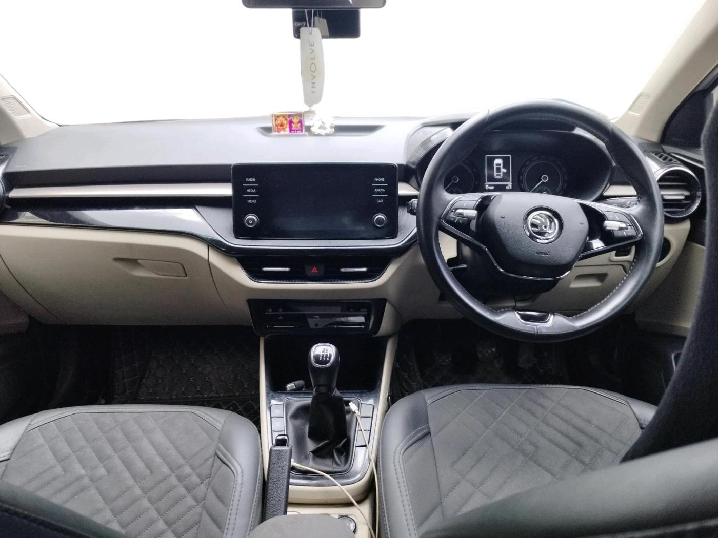 2023 Skoda SLAVIA Ambition 1.5L TSI, Petrol, Manual, 57,109 km, interior