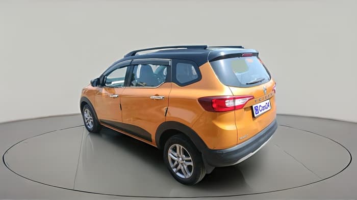 2021 Renault TRIBER RXZ DUAL TONE, Petrol, Manual, 16,505 km, exterior