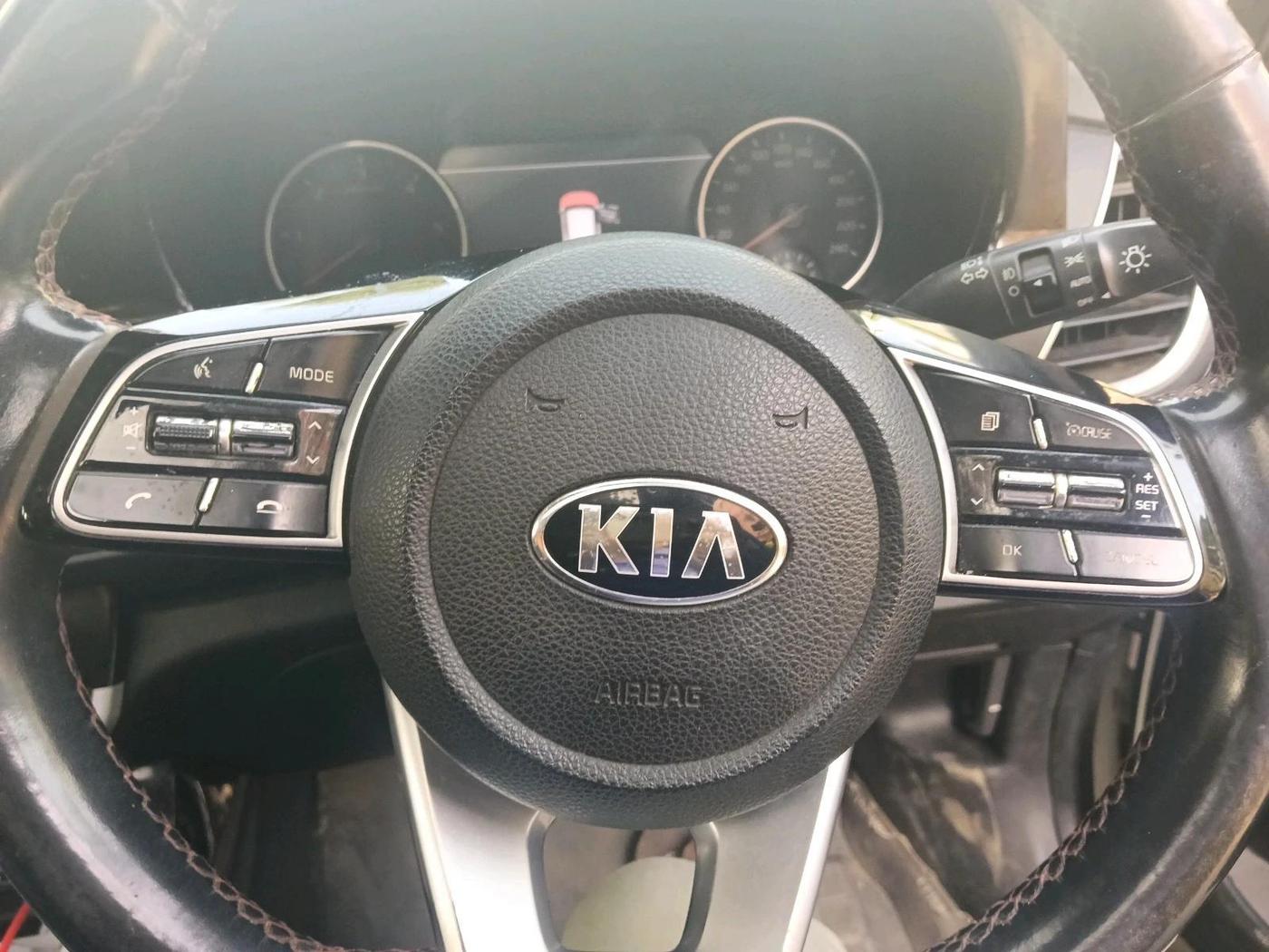 2020 KIA SELTOS GTX PLUS AT 1.5 DIESEL, Diesel, Automatic, 1,35,448 km, interior