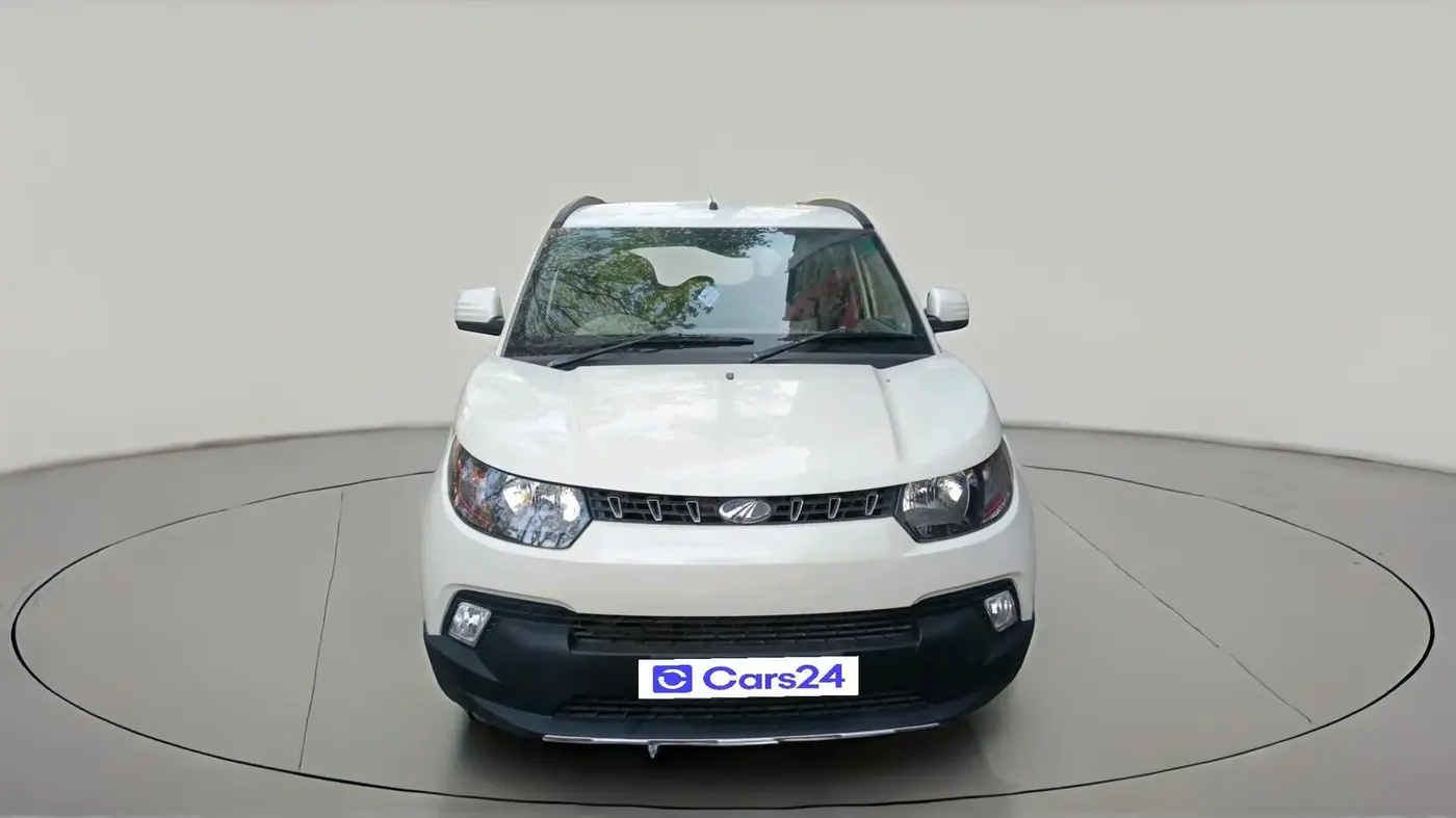 2016 Mahindra Kuv100 K8 6 STR, Petrol, Manual, 50,338 km, exterior