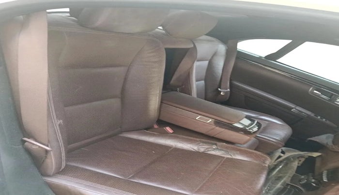 2011 Mercedes Benz S Class S350 CDI L V6, Diesel, Automatic, 1,88,824 km, interior