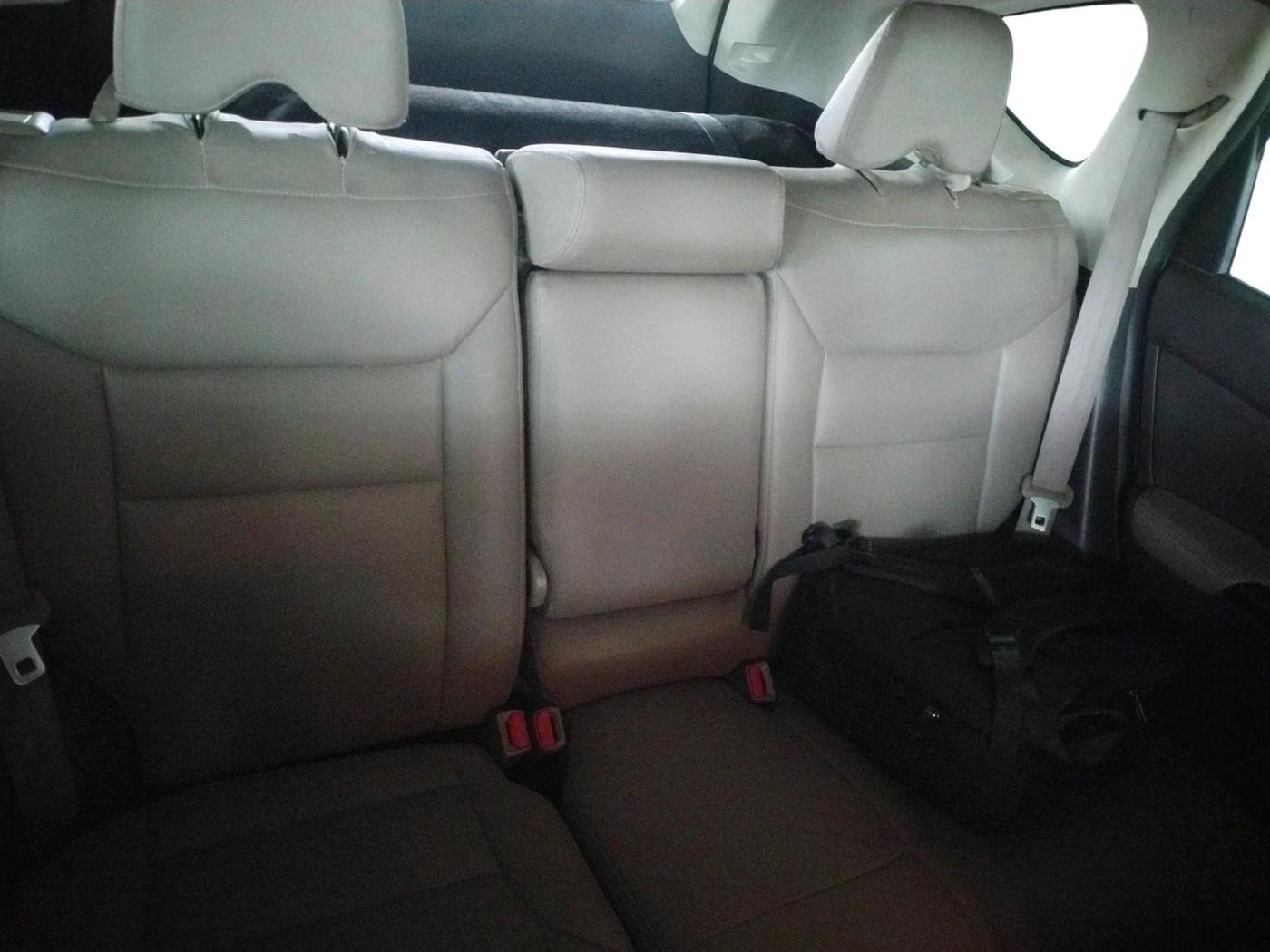 2014 Honda CRV 2.0L I-VTEC 2WD AT, CNG, Automatic, 1,09,542 km, interior
