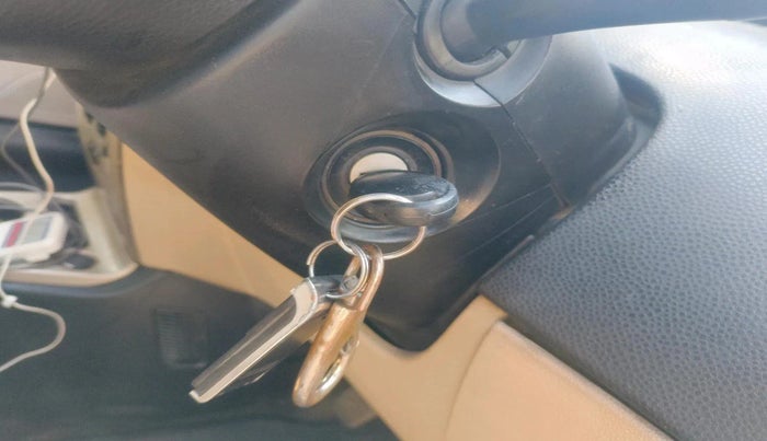 2012 Tata Indica Vista LS TDI, Diesel, Manual, 97,332 km, interior