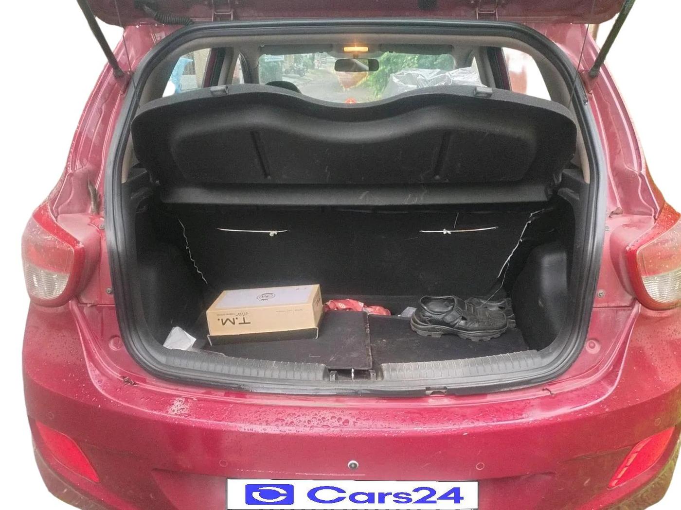 2014 Hyundai Grand i10 SPORTZ AT 1.2 KAPPA VTVT, Petrol, Automatic, 1,01,479 km, exterior