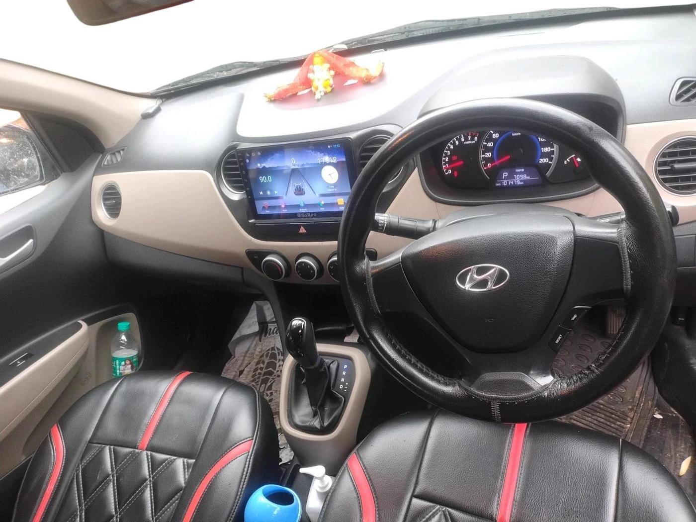 2014 Hyundai Grand i10 SPORTZ AT 1.2 KAPPA VTVT, Petrol, Automatic, 1,01,479 km, interior