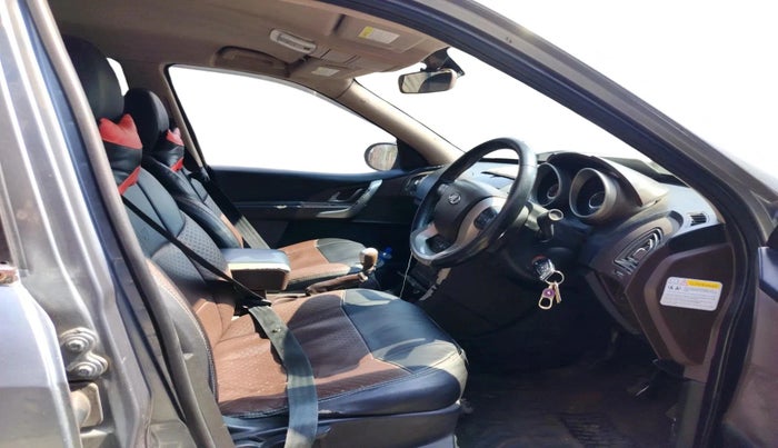 2012 Mahindra XUV500 W8, Diesel, Manual, 2,04,235 km, interior