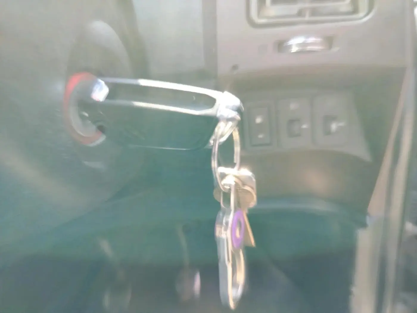 2012 Mahindra XUV500 W8, Diesel, Manual, 2,04,235 km, interior