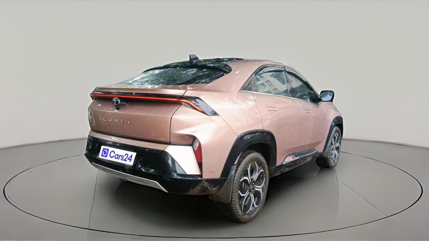 2025 Tata Curvv Accomplished S 1.5 Diesel 7DCA, Diesel, Automatic, 36,073 km, exterior