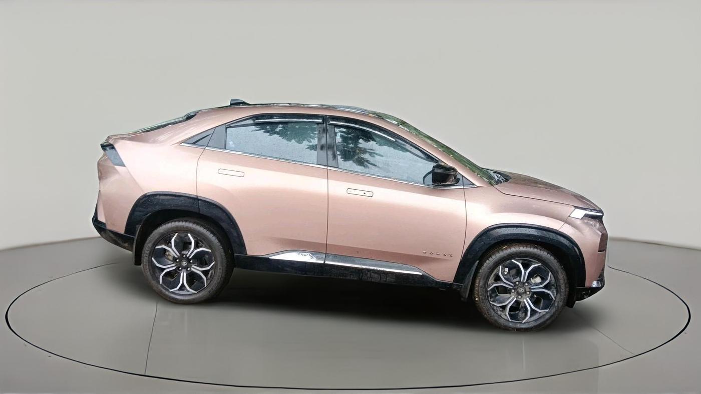 2025 Tata Curvv Accomplished S 1.5 Diesel 7DCA, Diesel, Automatic, 36,073 km, exterior