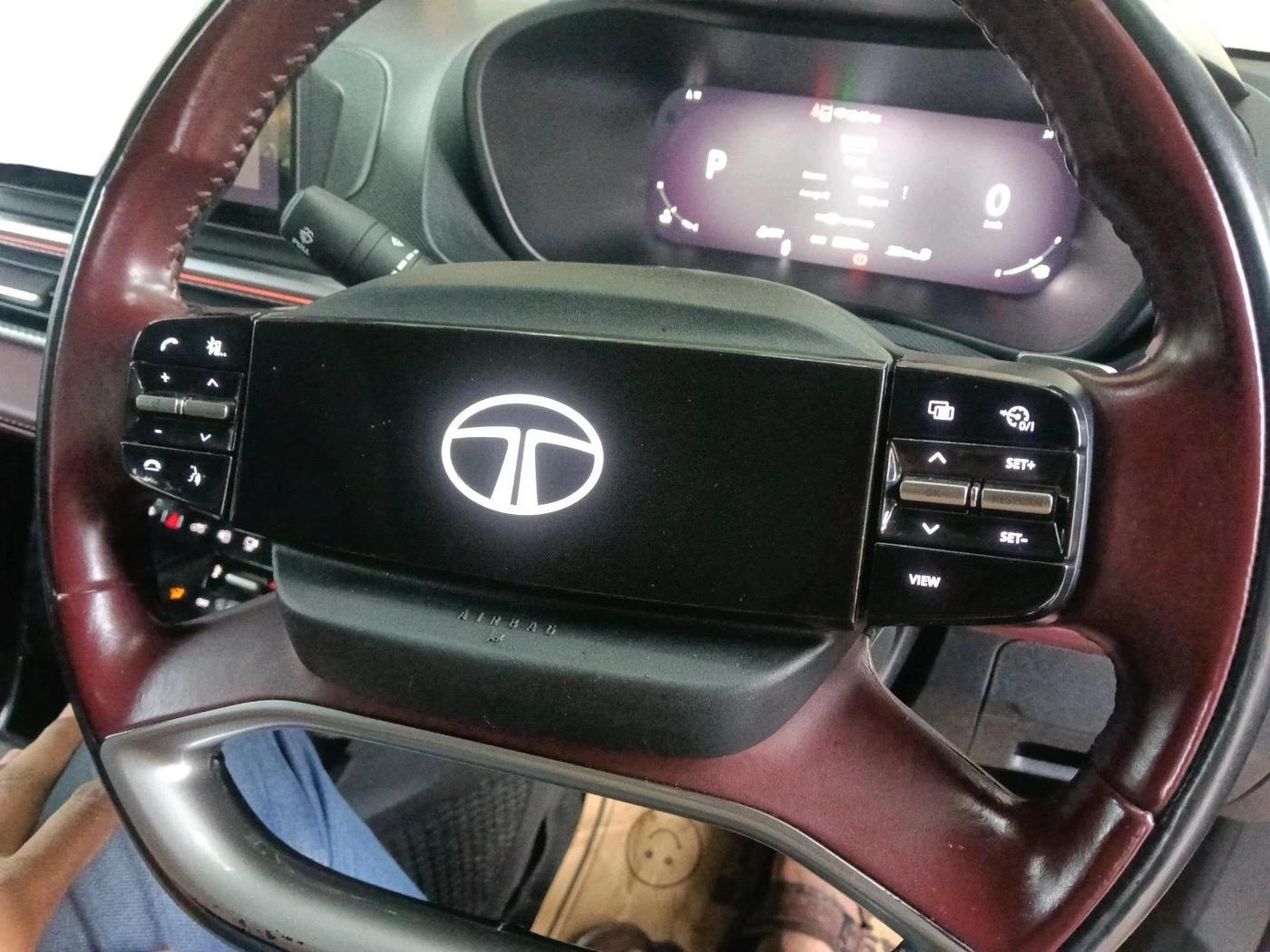 2025 Tata Curvv Accomplished S 1.5 Diesel 7DCA, Diesel, Automatic, 36,073 km, interior