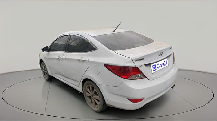 2013 Hyundai Verna FLUIDIC 1.6 CRDI EX, Diesel, Manual, 1,55,395 km, exterior