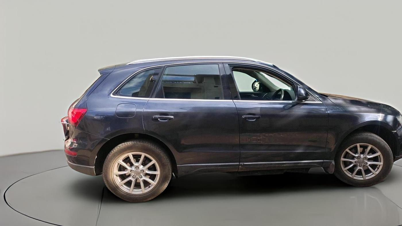 2013 Audi Q5 2.0 TDI QUATTRO, Diesel, Automatic, 1,16,213 km, exterior