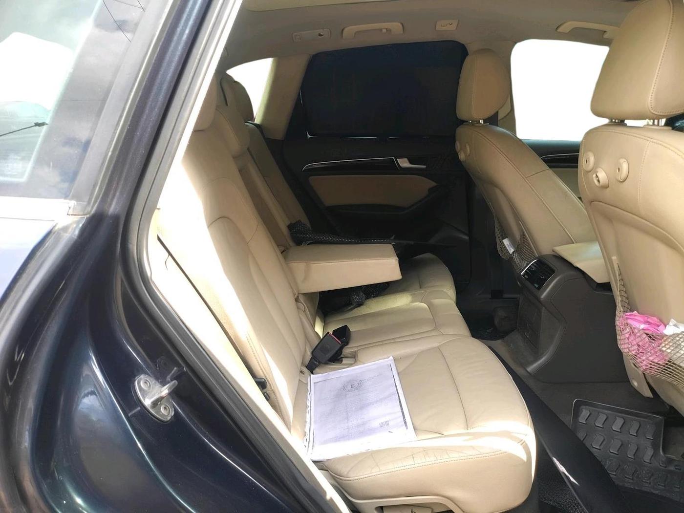 2013 Audi Q5 2.0 TDI QUATTRO, Diesel, Automatic, 1,16,213 km, interior