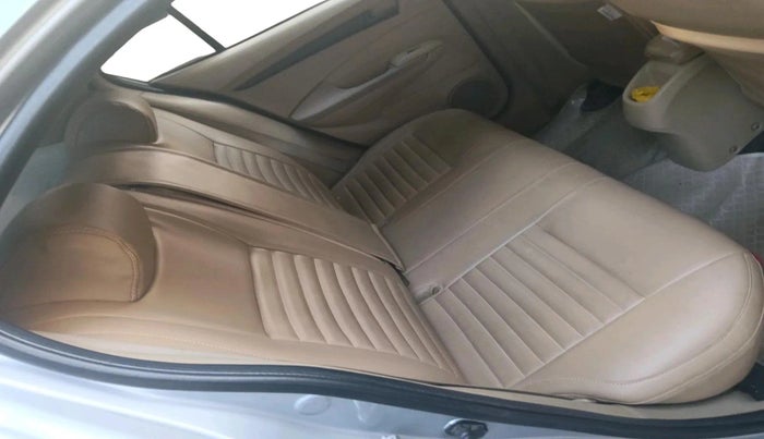 2010 Honda City 1.5L I-VTEC S MT, Petrol, Manual, 1,07,912 km, interior