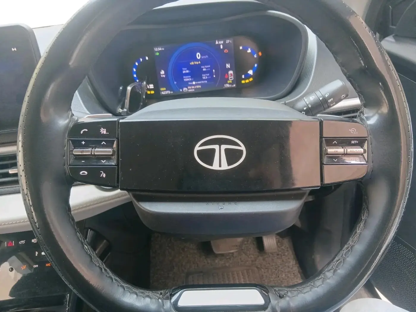 2024 Tata NEXON CREATIVE+ AMT 1.2 PETROL, Petrol, Automatic, 67,000 km, interior