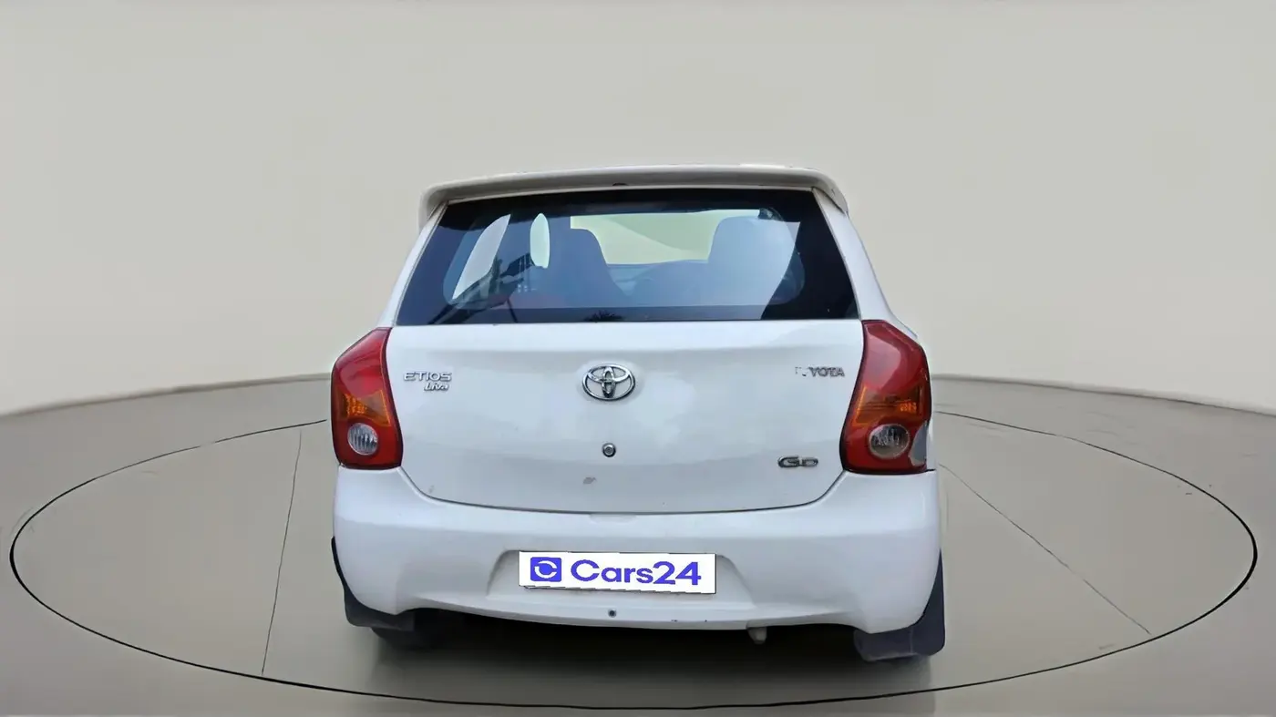 2012 Toyota Etios Liva GD, Diesel, Manual, 2,98,571 km, exterior
