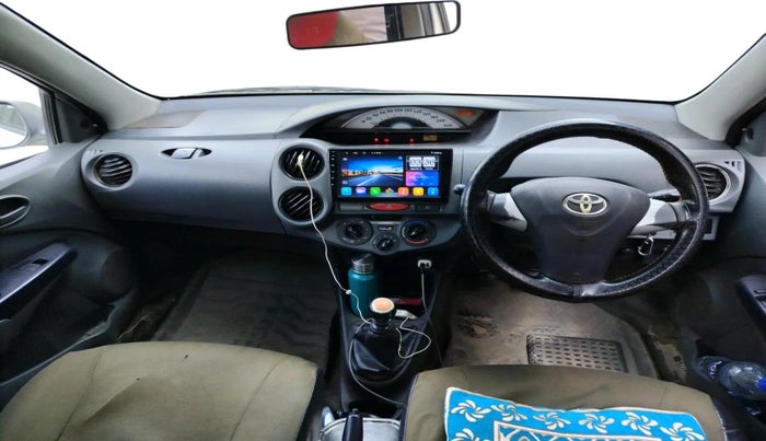 2012 Toyota Etios Liva GD, Diesel, Manual, 2,98,571 km, interior