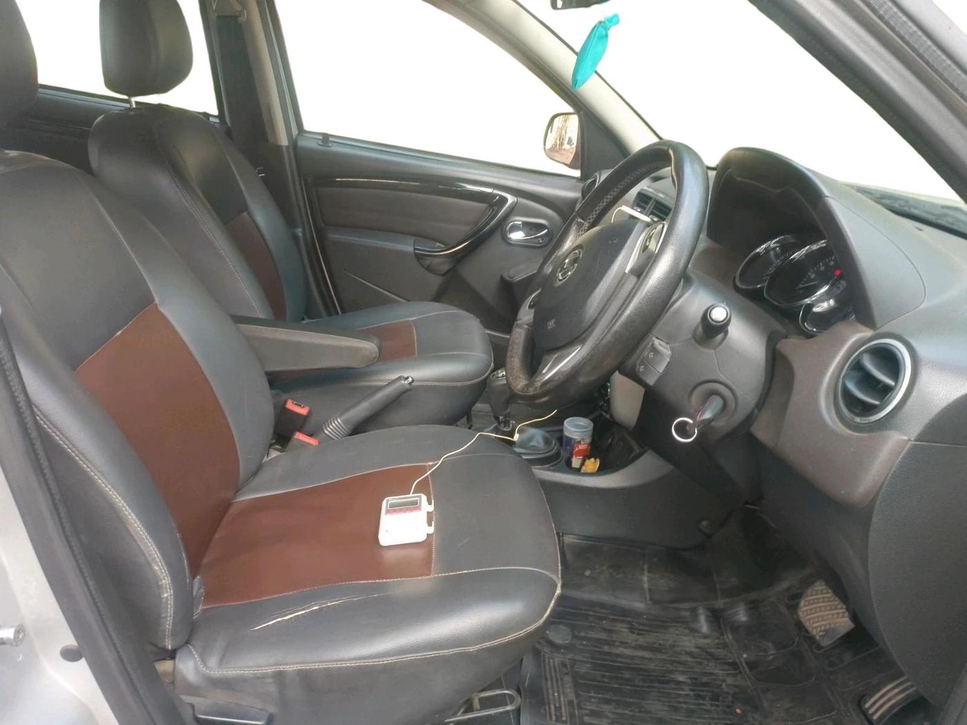 2017 Nissan Terrano XV D PREMIUM AMT, Diesel, Automatic, 85,917 km, interior