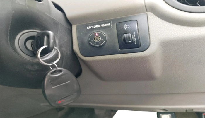 2013 Chevrolet Spark LS 1.0 LPG, Petrol, Manual, 99,999 km, interior