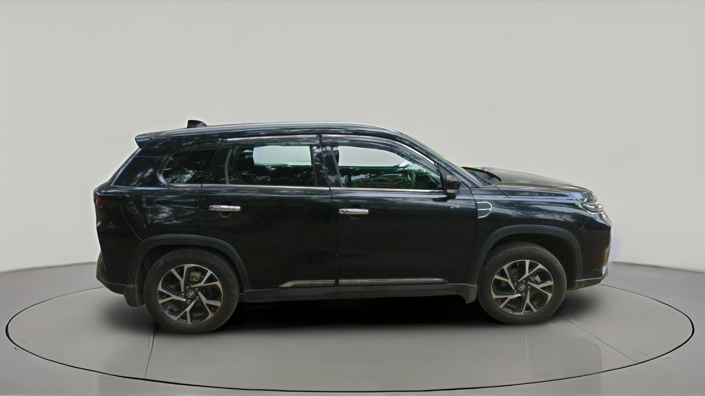 2025 Toyota URBAN CRUISER HYRYDER V HYBRID, Hybrid, Automatic, 26,683 km, exterior