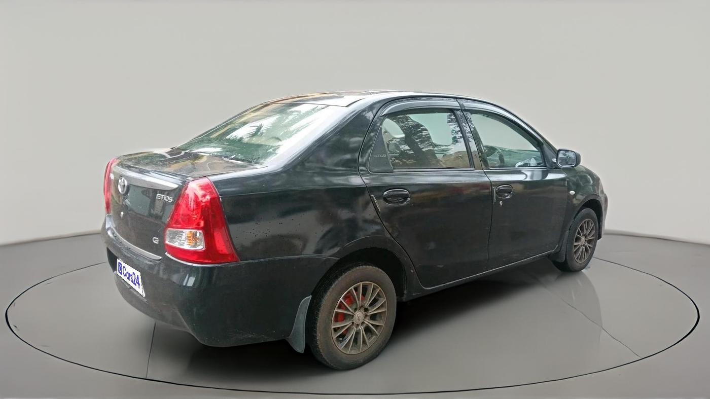2011 Toyota Etios G, Petrol, Manual, 1,04,128 km, exterior