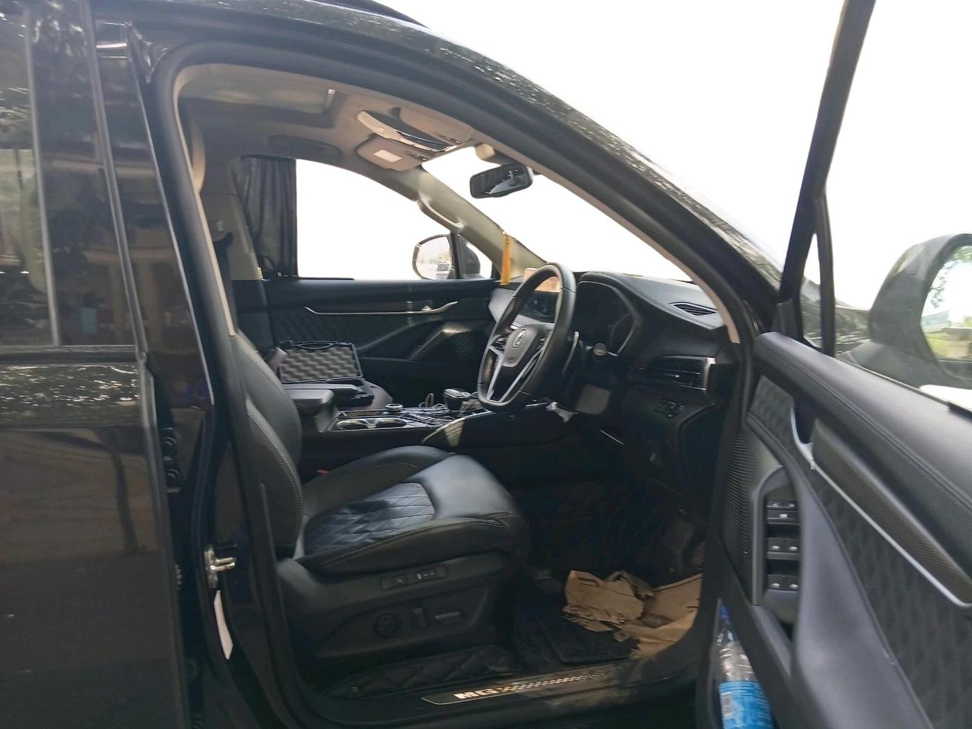 2024 MG GLOSTER BLACKSTORM 6 STR 4X4 2.0, Diesel, Automatic, 77,254 km, interior