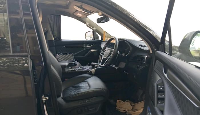 2024 MG GLOSTER BLACKSTORM 6 STR 4X4 2.0, Diesel, Automatic, 77,254 km, interior