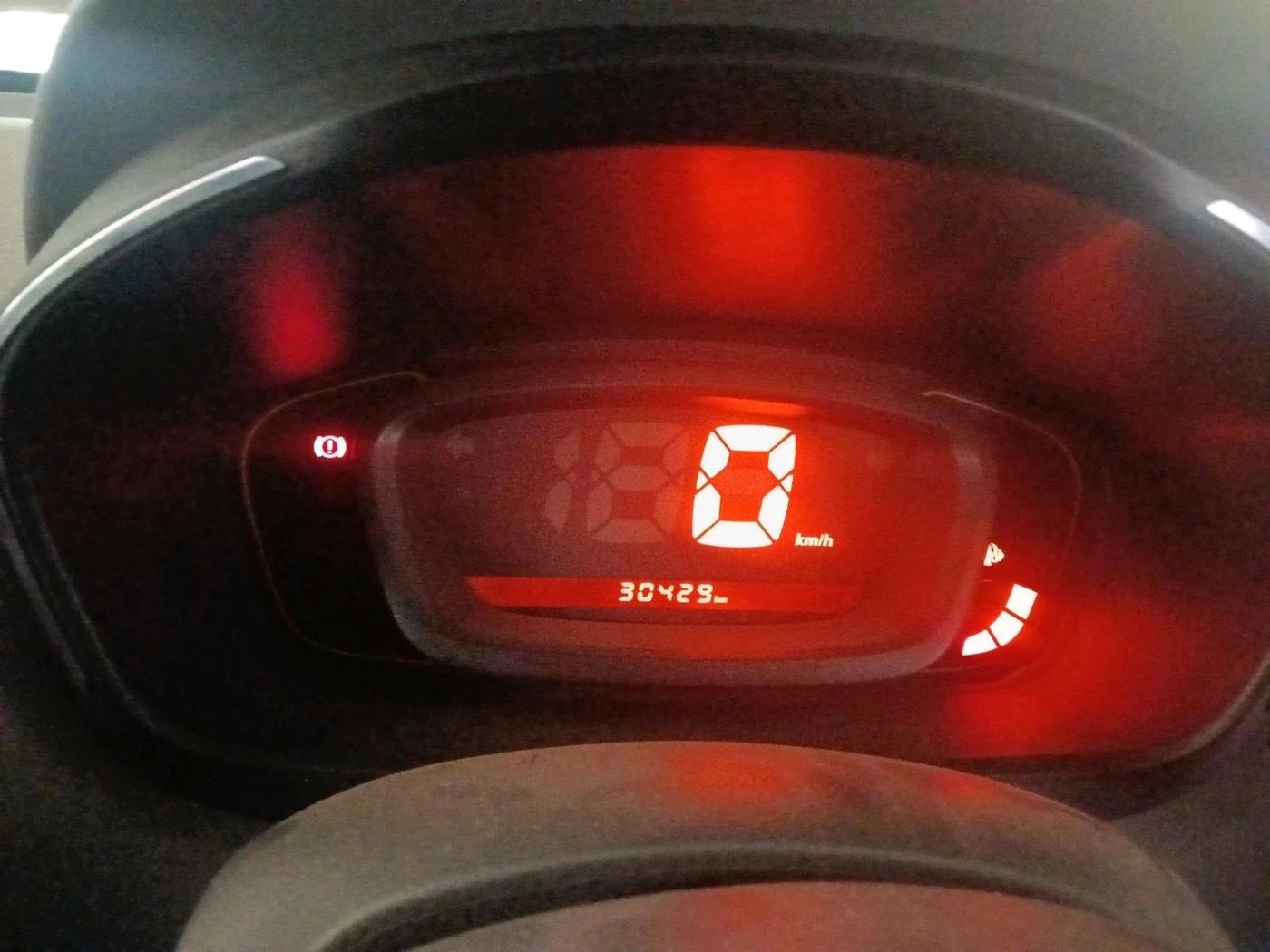 2016 Renault Kwid RXT 0.8, Petrol, Manual, 30,429 km, interior