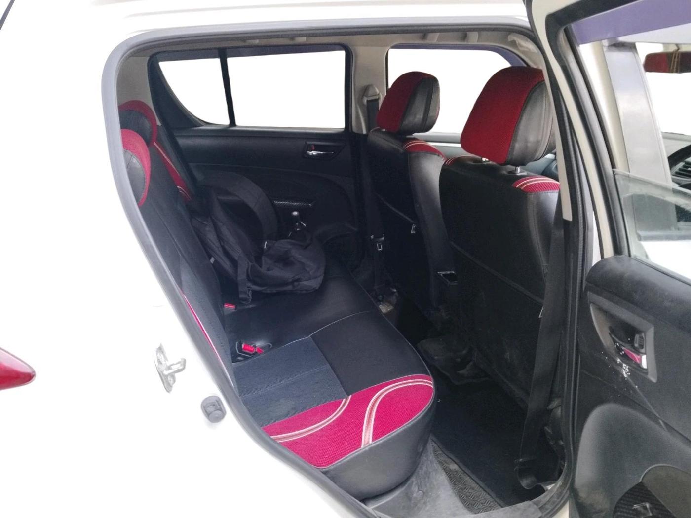 2016 Maruti Swift VXI, Petrol, Manual, 44,188 km, interior