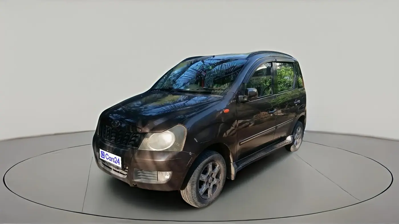 2014 Mahindra Quanto C8, Diesel, Manual, 46,766 km, exterior