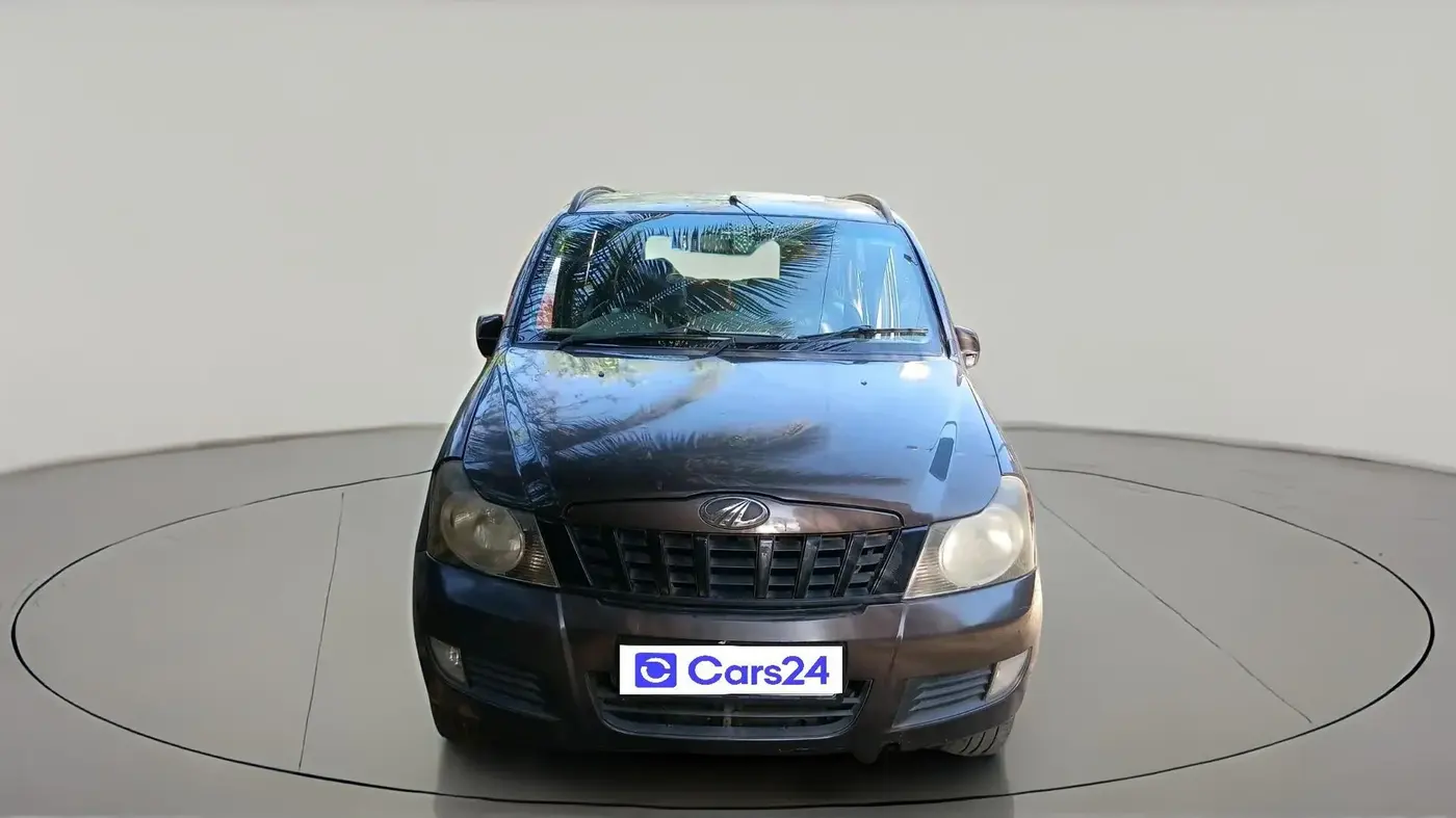 2014 Mahindra Quanto C8, Diesel, Manual, 46,766 km, exterior