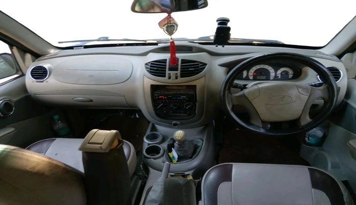 2014 Mahindra Quanto C8, Diesel, Manual, 46,766 km, interior