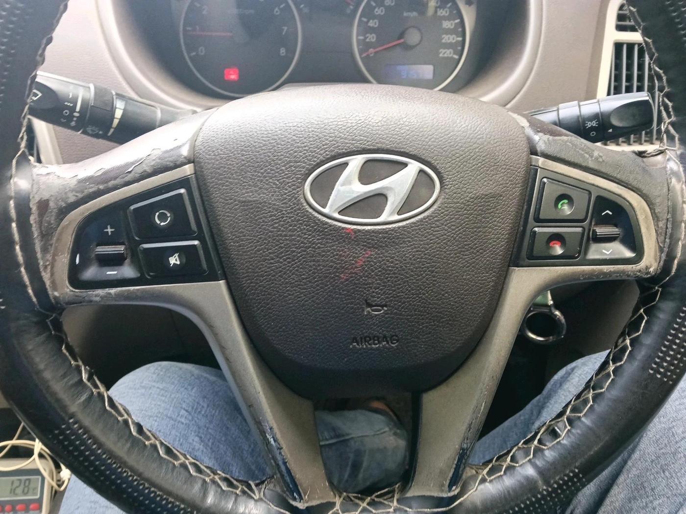 2012 Hyundai i20 SPORTZ 1.2, CNG, Manual, 91,571 km, interior