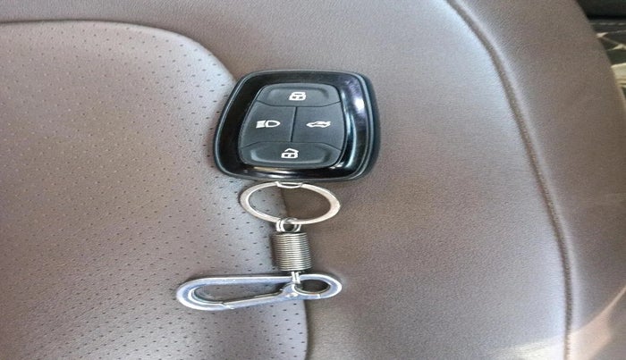 2020 Tata Harrier XZA 2.0L, Diesel, Automatic, 1,63,114 km, interior