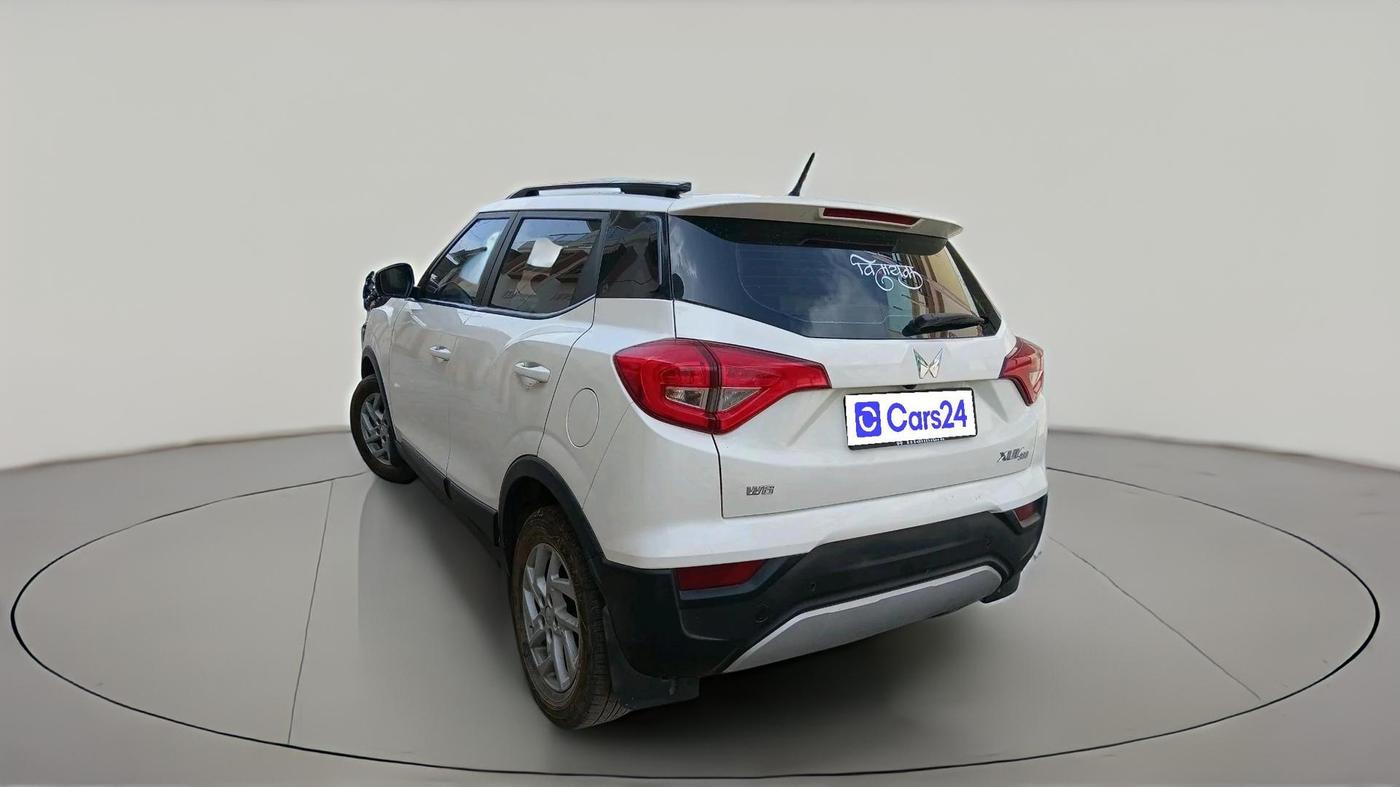 2023 Mahindra XUV300 W8 1.5 DIESEL, Diesel, Manual, 98,482 km, exterior